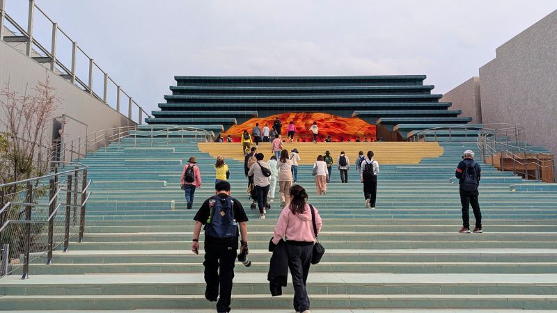 スペイン館階段